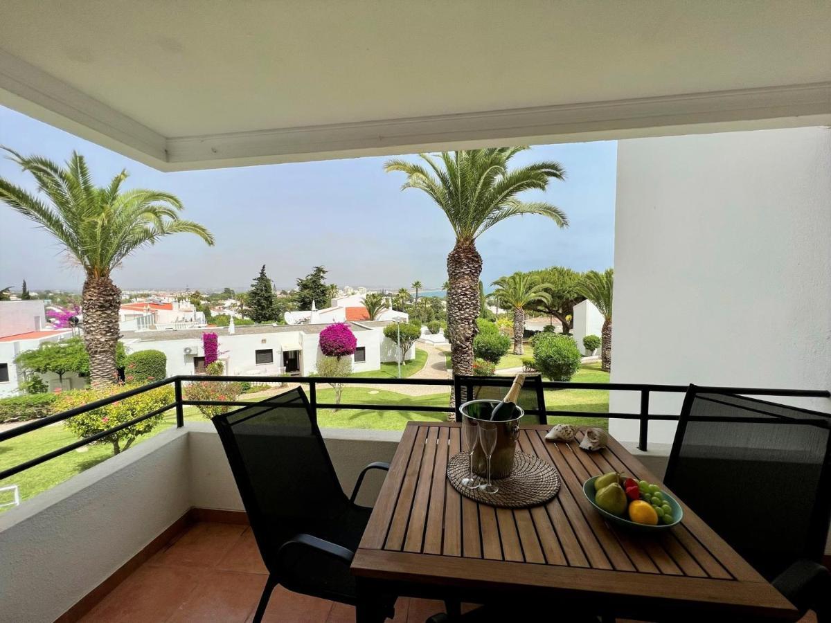 Ferienwohnung Armacao De Pera Brightness 2 With Pool By Homing Exterior foto
