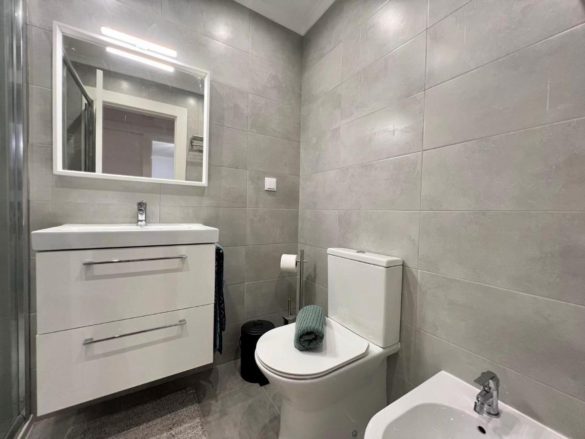 Ferienwohnung Armacao De Pera Brightness 2 With Pool By Homing Exterior foto